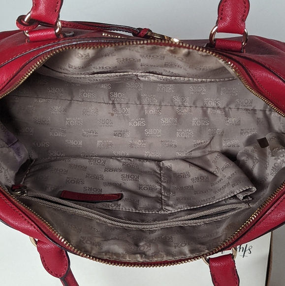 Michael Kors- Pre-owned, No Tears, Excellent Condition. - Picture 6 of 6